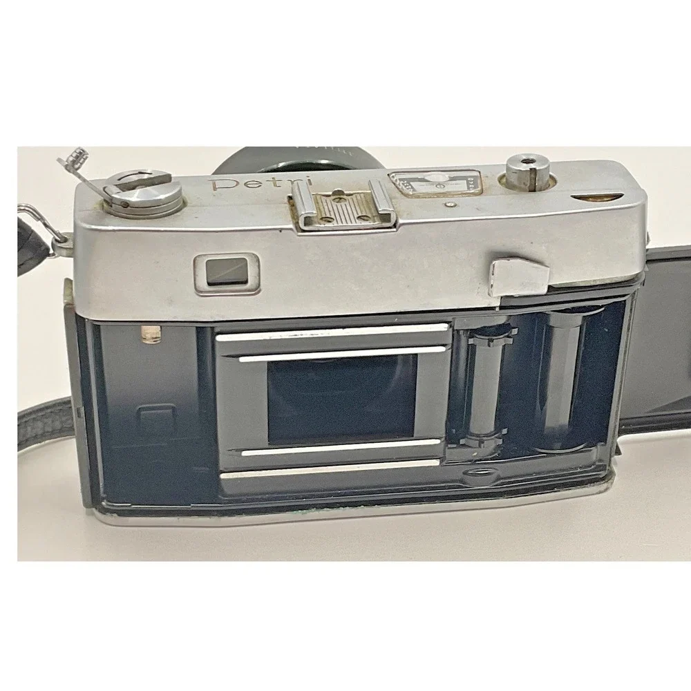Petri‎ 7S Circle Eye System Film Camera